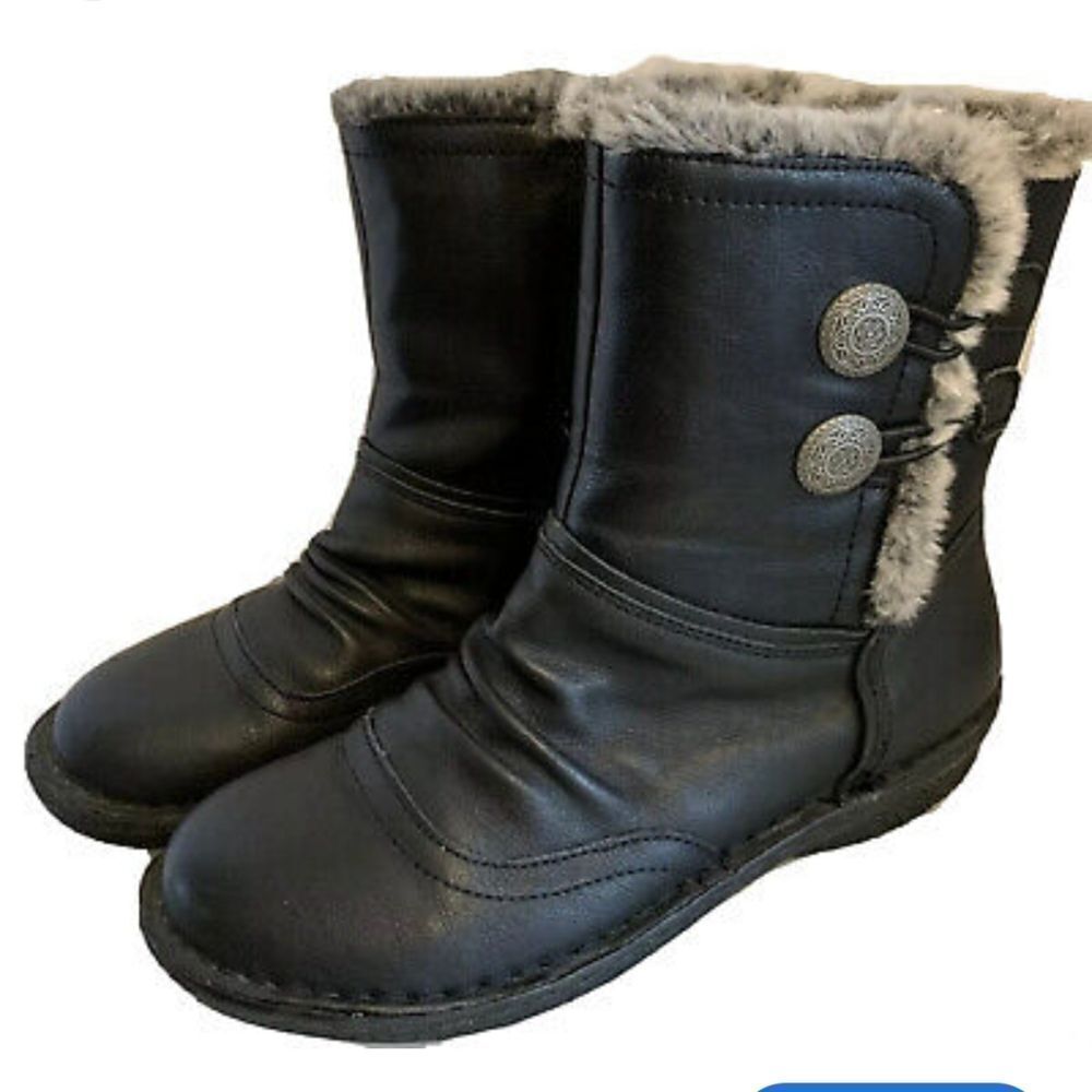 Tara M. Lightweight Flexible Boot.